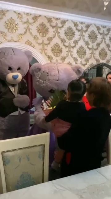 Тедди мишки аниматор туылған күнге құттықтау смотреть онлайн