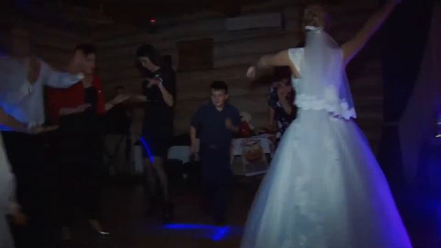 Свадьба Александра и Юлии_22.10.17. смотреть онлайн