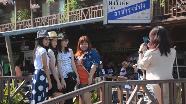 PlearnWan Market в Hua Hin - Таиланд 2014 смотреть онлайн