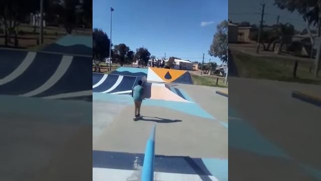 At the skat park смотреть онлайн