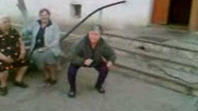 Бабка с пивом смотреть онлайн