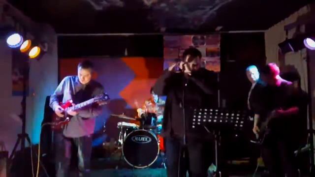 Strange Days - Roadhouse Blues смотреть онлайн