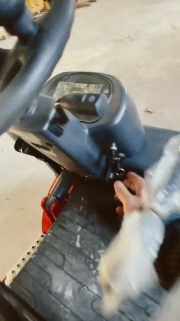 #Li-ion #батарея #heli #cpd15 #техлайф #кара #виолчныйпогрузчик смотреть онлайн