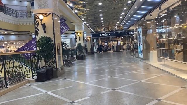 Екатеринбург/Гринвич/парк/пассаж/аттракционы/колесо обозрения/ресторан/шашлык/огород/красота смотреть онлайн