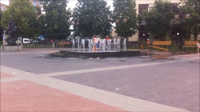 влог-гуляем по аллее-едим мороженое-наташа поранила пальчик смотреть онлайн