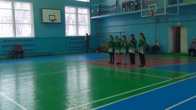 Первенство Новой Каховки по баскетболу среди девочек 7-х классов 26.01.2017. смотреть онлайн