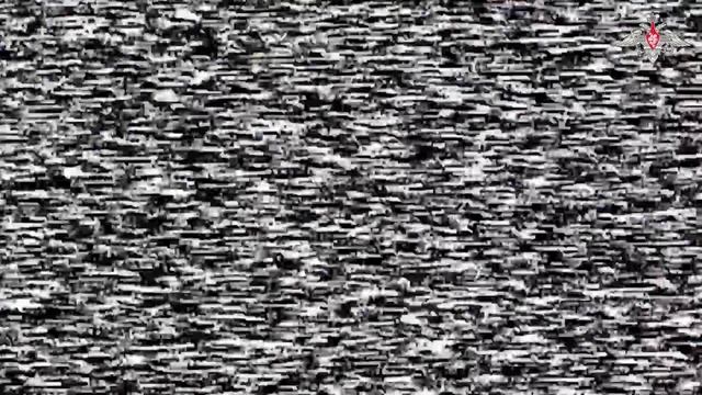 Дроноводы ВДВ уничтожают вражеские дроны «Баба Яга» в районе Часова Яра. Операторы FPV-дронов гру...