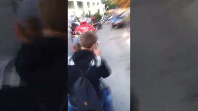 День Горда 1800лет Судак 2012 Байкер Шоу 1 часть.mp4 смотреть онлайн