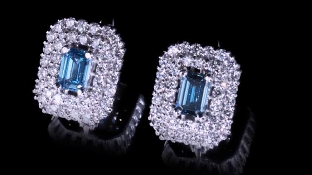 Роскошные бриллианты изумруды  серьги из золота !