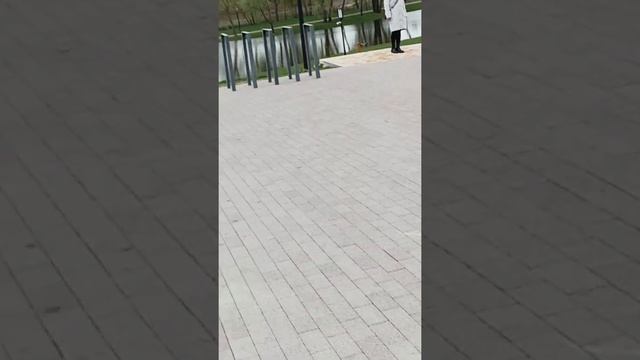 Московская область Коломенский городской округ село Старое Бобренево - Набережная около Монастыря.