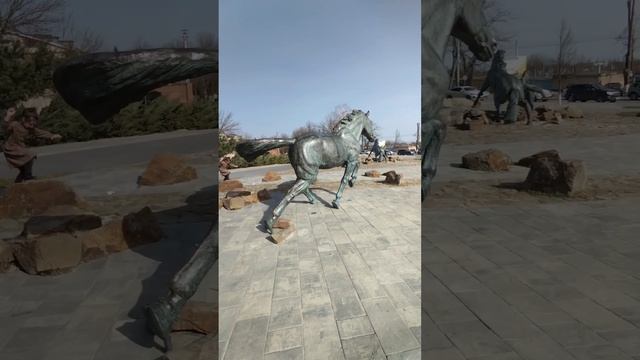 Сквер Кони. Аксай. смотреть онлайн