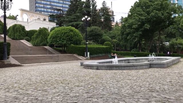 Что с транспортом в Тбилиси? Гуляем в парке Ваке. смотреть онлайн