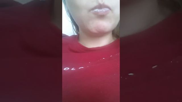 мелок вкусненький, почти не хрустит, быстро тает смотреть онлайн