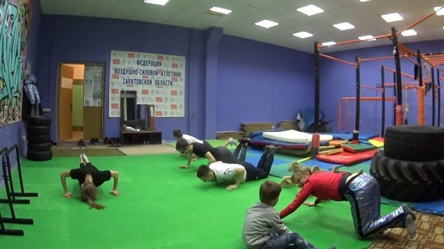 НаРодная ГимнАсТиКа 519-2 в Клубе Воздушно-Силовой Атлетики. СКК "Вместе" смотреть онлайн