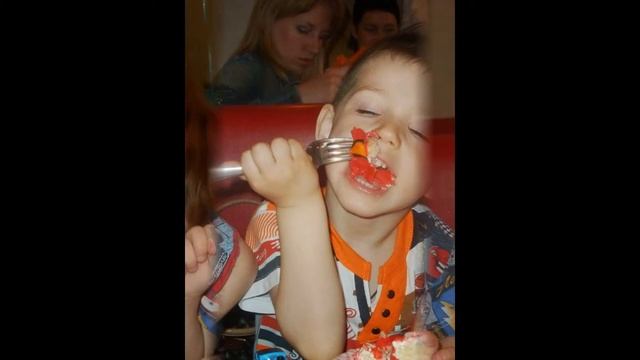 День рождения Егорки))) 4 годика... смотреть онлайн
