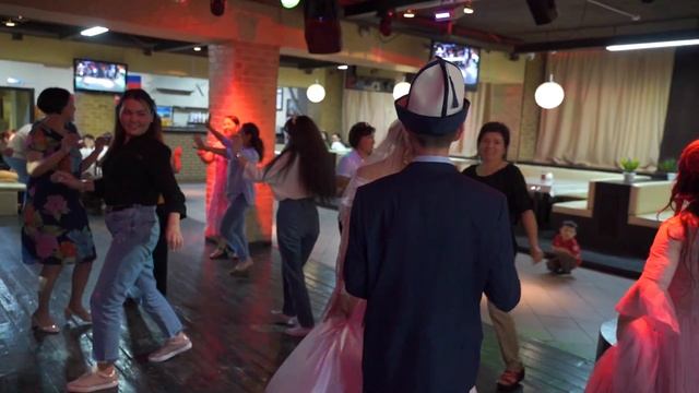 Свадьба Кубатбек и Райхан Гулянка 09.08.2020 смотреть онлайн