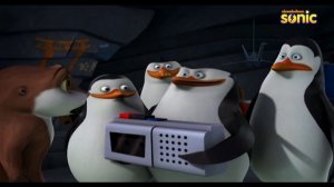 The Penguins of Madagascar | Full Episode | Haunted Habitat