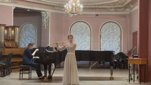 В.А. Моцарт Соната фа-мажор 1ч.
Исполнитель: Князева Ольга 11 лет.