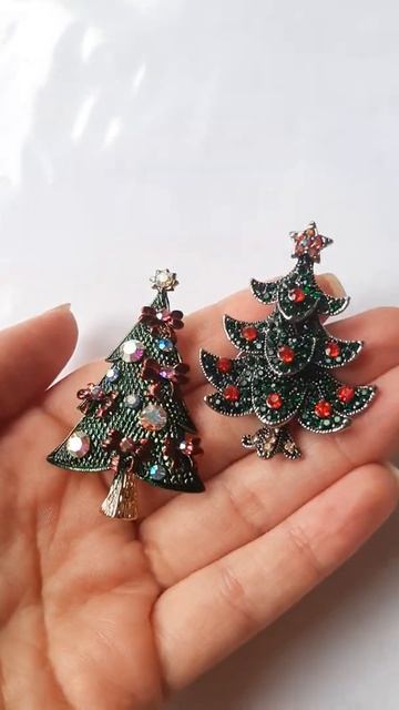 Броши ёлочки. Подарок к Новому смотреть онлайн