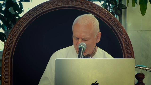 Урок 24. Ш.Б. 7.9.30 - 7.9.44 (Прахлада успокаивает Господа Нрисимхадеву молитвами ) смотреть онлайн