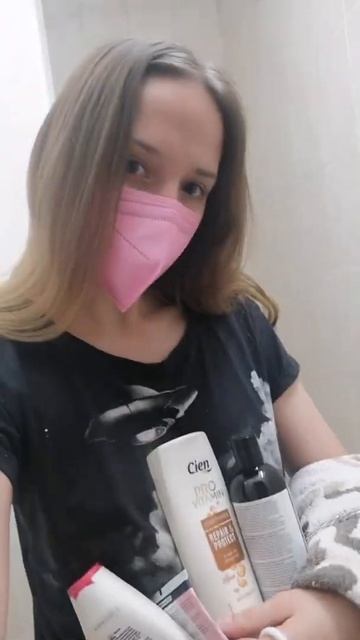 shower room in Slovakian dormitory//душ в общежитии Словакии//sprchový kút na slovenskom internáte смотреть онлайн