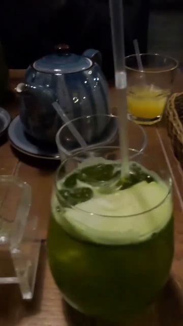 В Питере пить !) #лето #отдых #chill #питер #впитерепить #кафе #пить смотреть онлайн