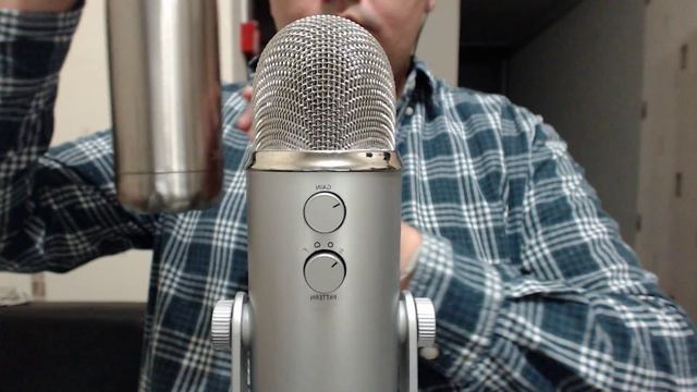 ASMR Fast tapping on the thermos