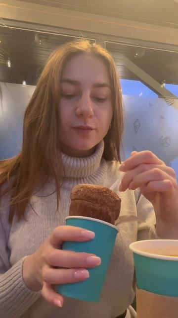 Набережная Казань 🌊☕️🤍 #beautiful #travel#kazan#набережная#казань#кафе #чай#закат#sunset смотреть онлайн