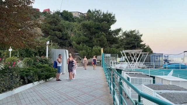 Восточная набережная Алушта  17.07.2024   Алушта июль