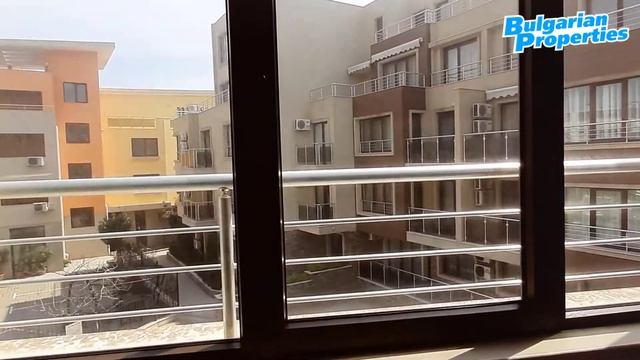Двустаен апартамент в к-с Хоризонт на първа линия до плаж Хармани - видео оглед смотреть онлайн