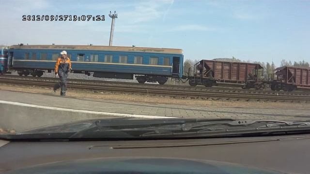 2М62 с поездом на ст.Медведка Бел ж.д. смотреть онлайн