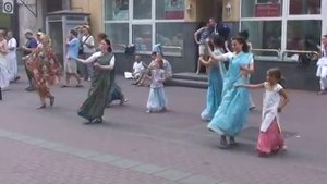 Харинама на Арбате 07.08.2010 год.(Задымление в Москве).