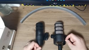 Обзор RODE PodMic Распаковка Тест Мнение Плюс сравнение с Audio Technica AT2040