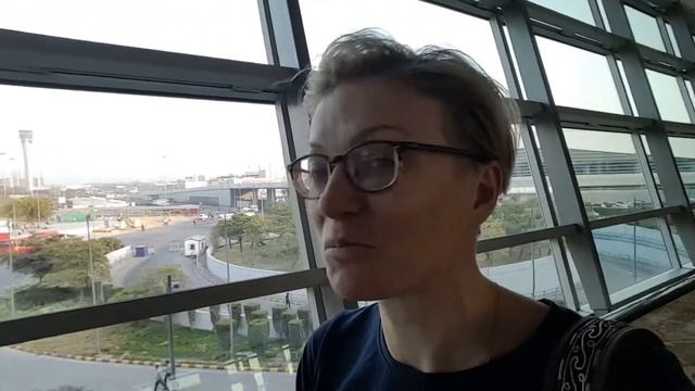 Serviceblog. Аэропорт Delhi. Сервис - это забота о физическом комфорте клиента смотреть онлайн