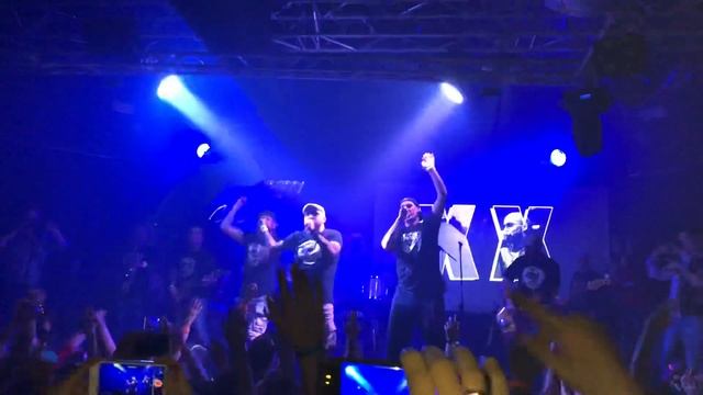 Многоточие. ХХ лет - Жизнь и свобода live (Glastonberry) смотреть онлайн