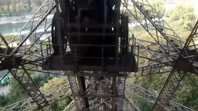 Paris. Eiffel Tower. Париж. Эйфелева башня. part1 смотреть онлайн
