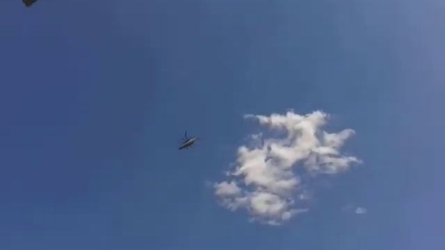 Полет вертолета над Волгой смотреть онлайн