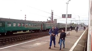 Электропоезд ЭР2-1263 на станции Катуар