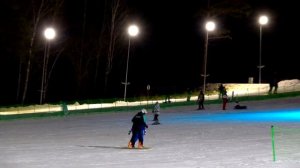 Манжерок. Прогулка по вечернему курорту зимой