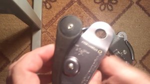 Про Гришу Вертикаль и о том, что не всё золото, что блестит. Сpавнение с Petzl GriGri.