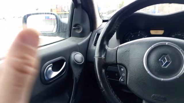 Ремонт стеклоподъёмника водительской двери на Рено Меган 2 2006 г. в. смотреть онлайн