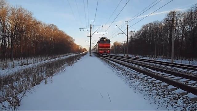 Электровоз ЧС2Т-985 с поездом №034 «Таллинн Экспресс» смотреть онлайн