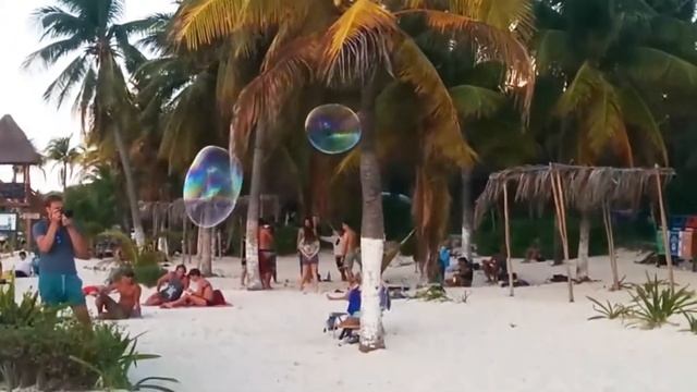 Isla Mujeres [Остров Женщин] смотреть онлайн