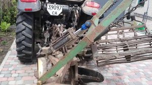 Самодельний плуг 2.35 с текроновими отвалами на трактор ловол 504.