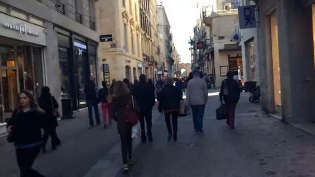 Улицы Бардо во Франции смотреть онлайн