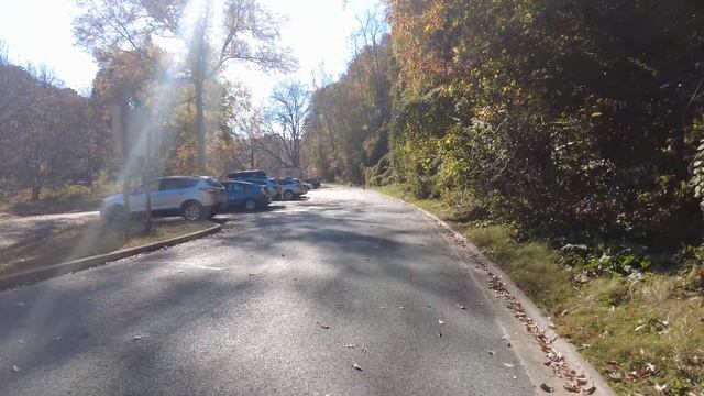 Hiking from the ruins of the US Capitol to see a crucifixion at the White House. Normal-ish day. смотреть онлайн