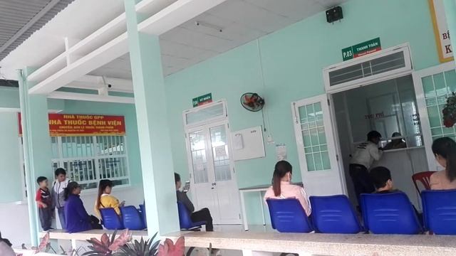 Дерматологическая клиника в Нячанге. Прием 200.000 донгов, анализы 216.000, по-русски не говорят. смотреть онлайн