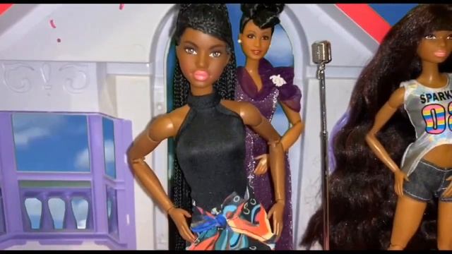 (Unboxing)  Ella Fitzgerald Barbie  Inspiring Women Doll смотреть онлайн