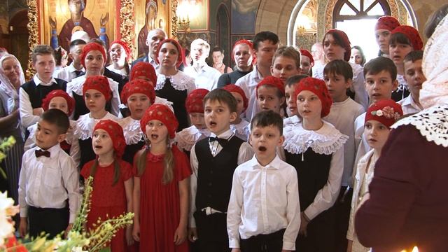 7- «Пасху радостно встречаем» (сл. В. Кузьменкова). Младшая группа хора «Радовесть». Пасха 2025 г. смотреть онлайн