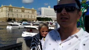 Radisson Royal Moscow причал теплоходов у гостиницы Украина!